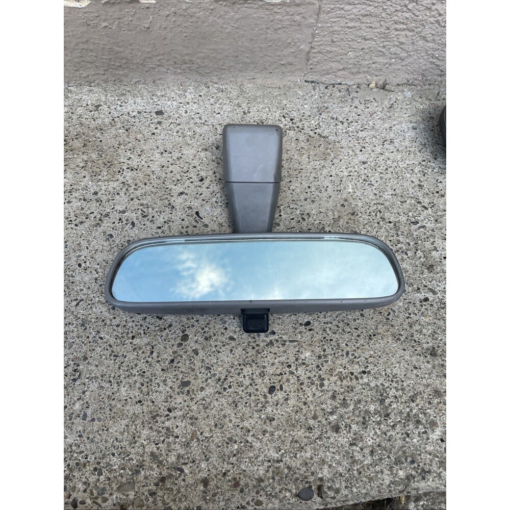 1993  - 2002 TOYOTA COROLLA REAR VIEW MIRROR OEM b15